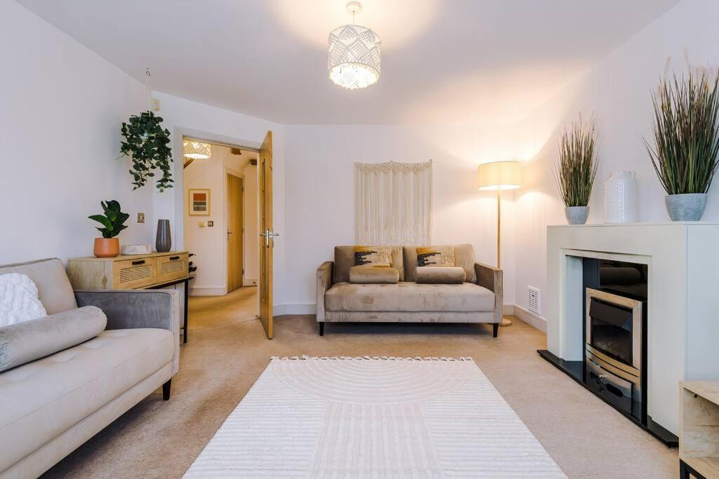 Luxurious Cosy 4Br Home Cheshire Saughall Exterior foto