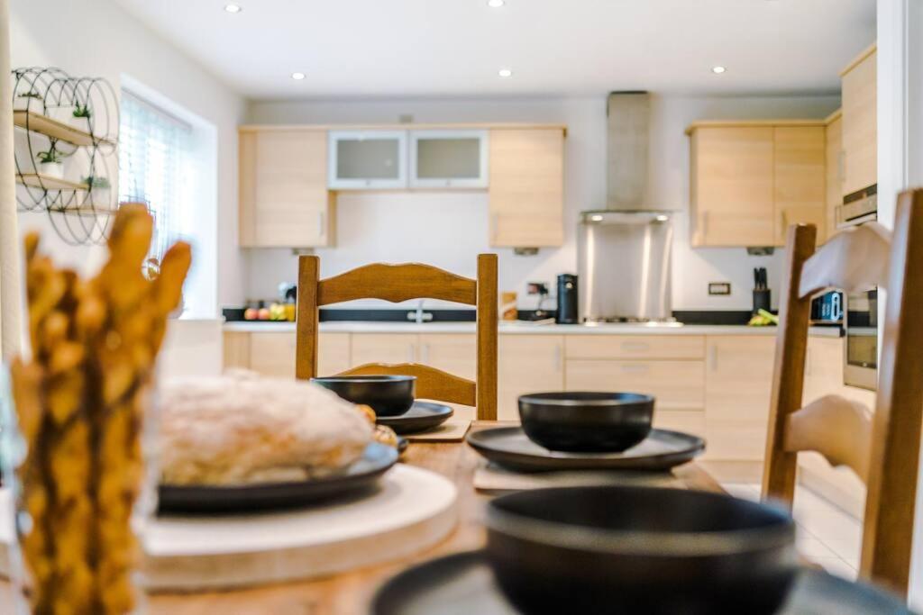 Luxurious Cosy 4Br Home Cheshire Saughall Exterior foto