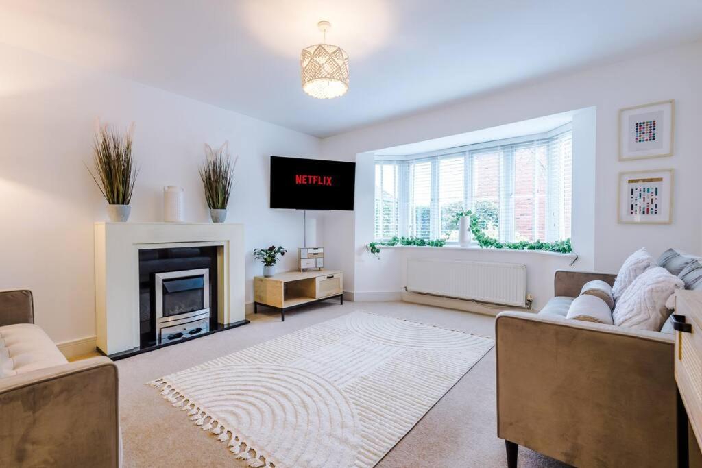 Luxurious Cosy 4Br Home Cheshire Saughall Exterior foto